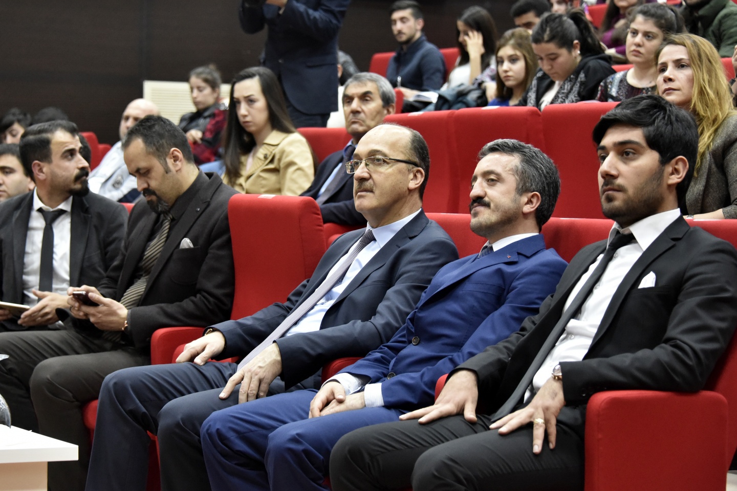 Ülkeler artık siyasi kararları için orduyu değil turizmi kullanıyor 3