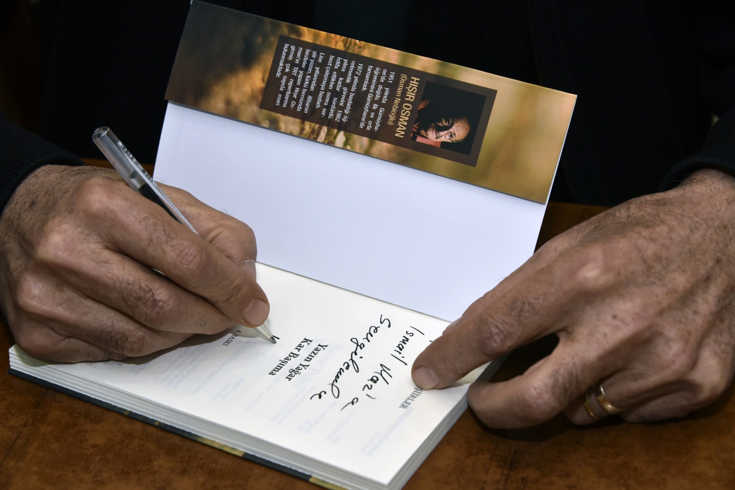 Harşitin tezenesi Hışır Osman’ın şiir kitabı 4.kez basıldı 2