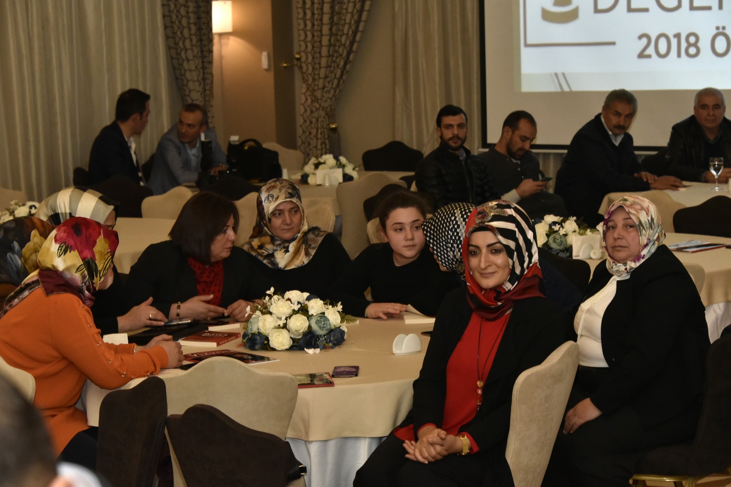 Gümüşhane’ye değer katanlar ödüllerini aldı 75