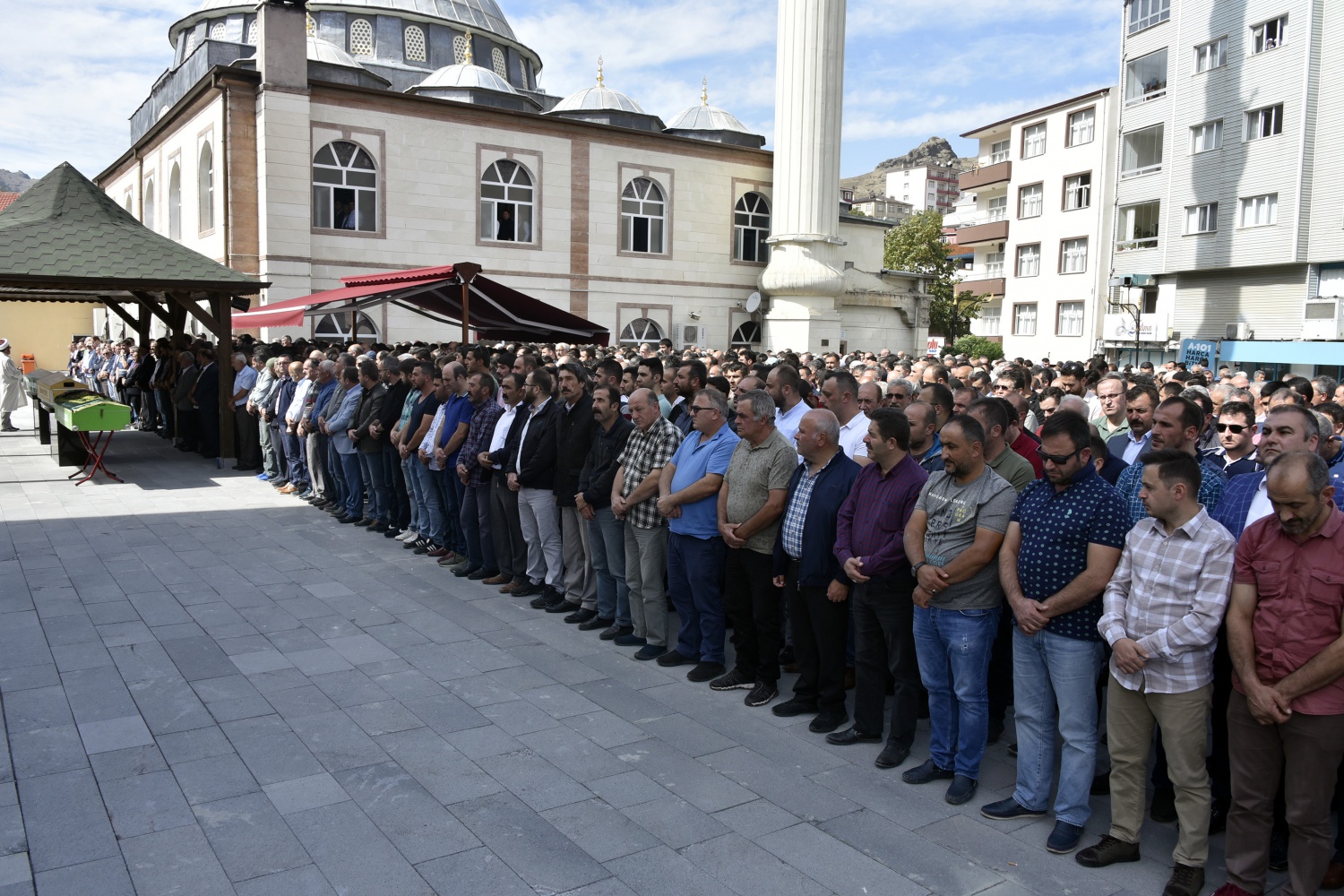 Doğum gününde toprağa verildi 11