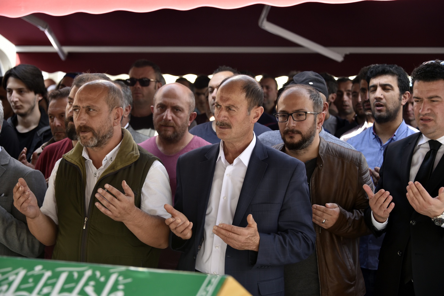 Doğum gününde toprağa verildi 3