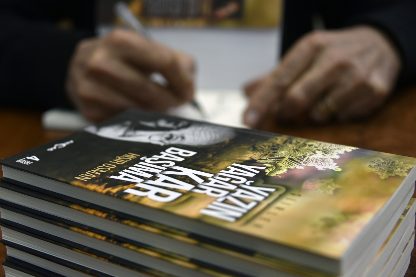 Harşitin tezenesi Hışır Osman’ın şiir kitabı 4.kez basıldı 9