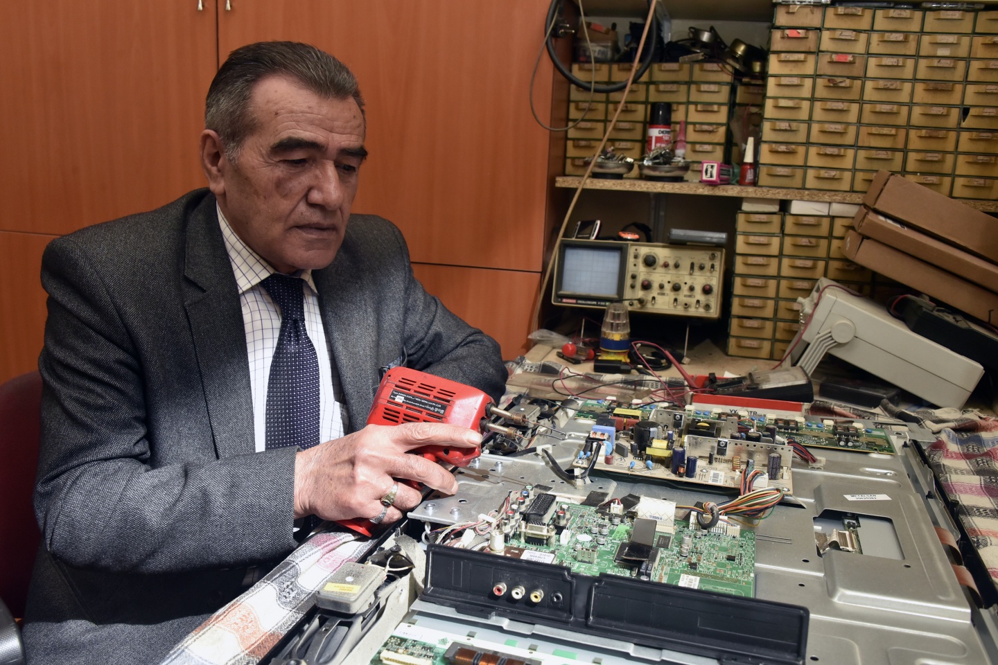 Gümüşhane’den bir Radyocu Nihat Usta geçti 2