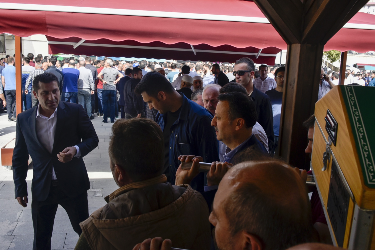 Doğum gününde toprağa verildi 18