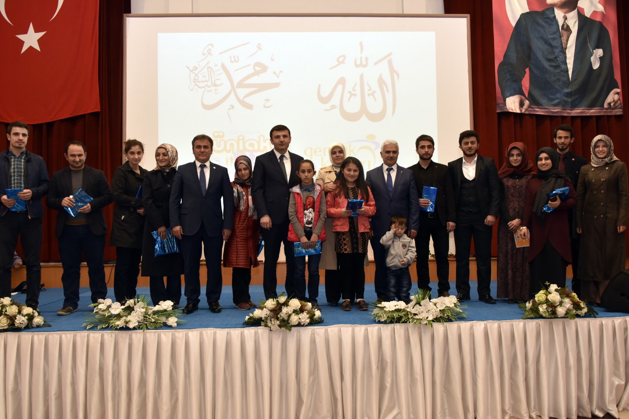 AK Parti Gençlik Kollarından Kutlu Doğum Programı 17