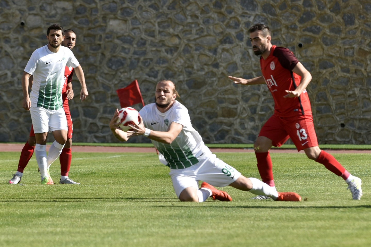 Gümüş’ün keyfi dört dörtlük 21