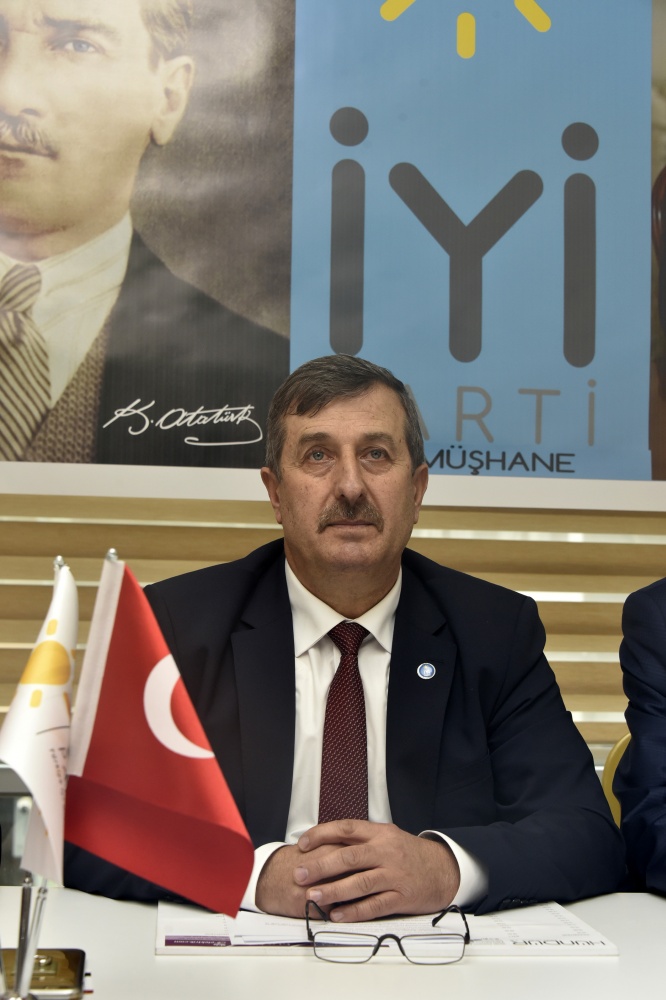 İYİ Parti ilk yönetim kurulu toplantısını yaptı, başkanlık divanını belirledi 10