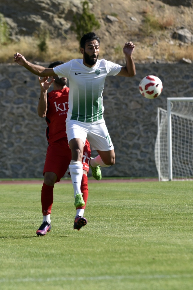 Gümüş’ün keyfi dört dörtlük 33