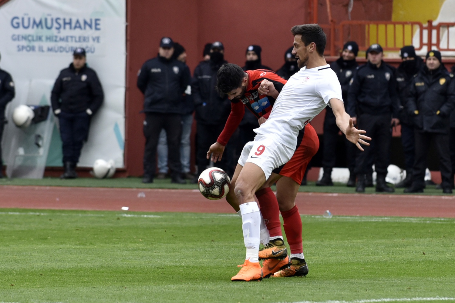 Gümüş'ün galibiyet orucu sona erdi: 1-0 44