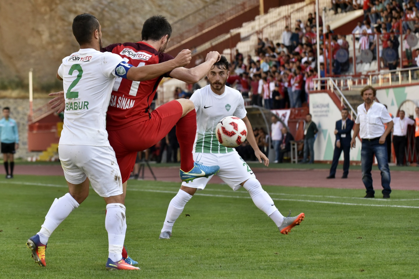 Gümüş’ün keyfi dört dörtlük 48