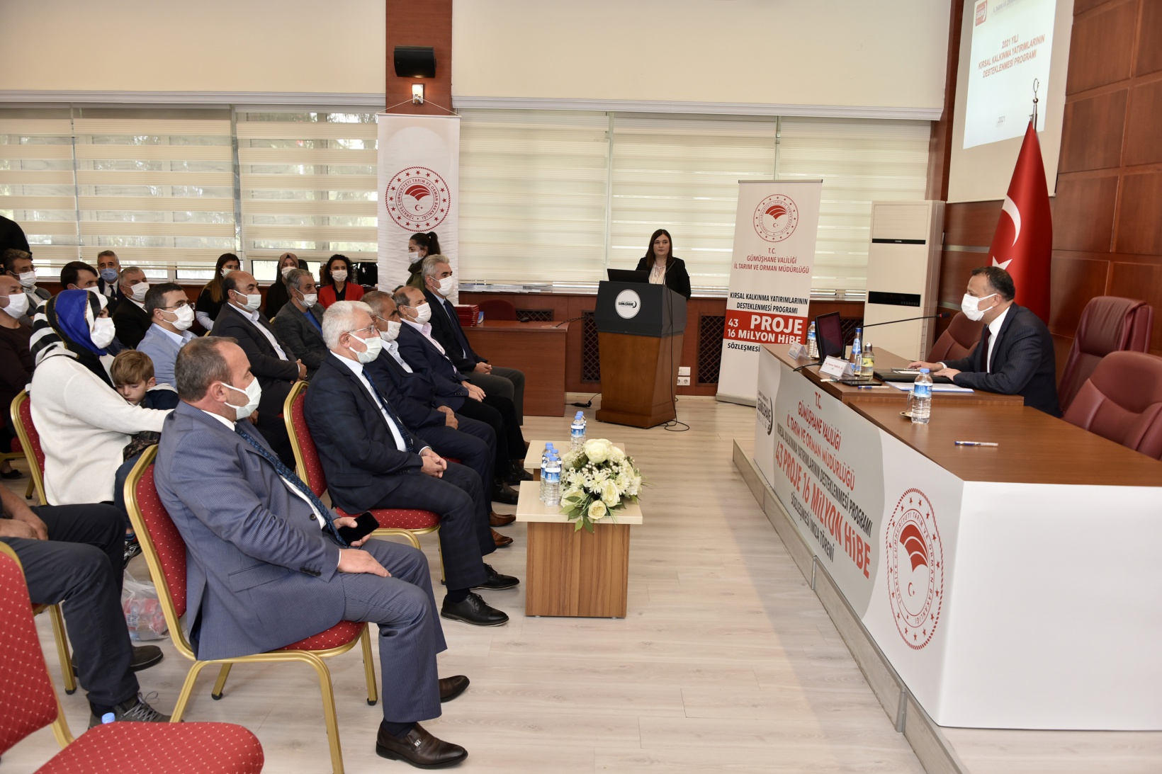 Gümüşhane’de 16 milyon hibe tutarlı projeler için imza töreni düzenlendi 27