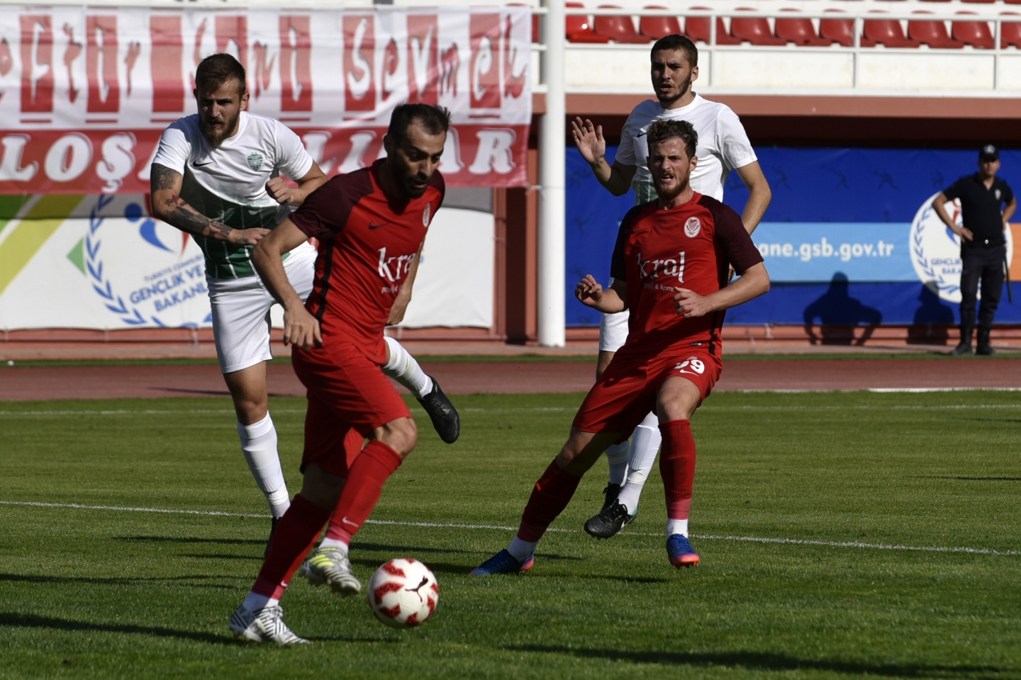 Gümüş’ün keyfi dört dörtlük 49