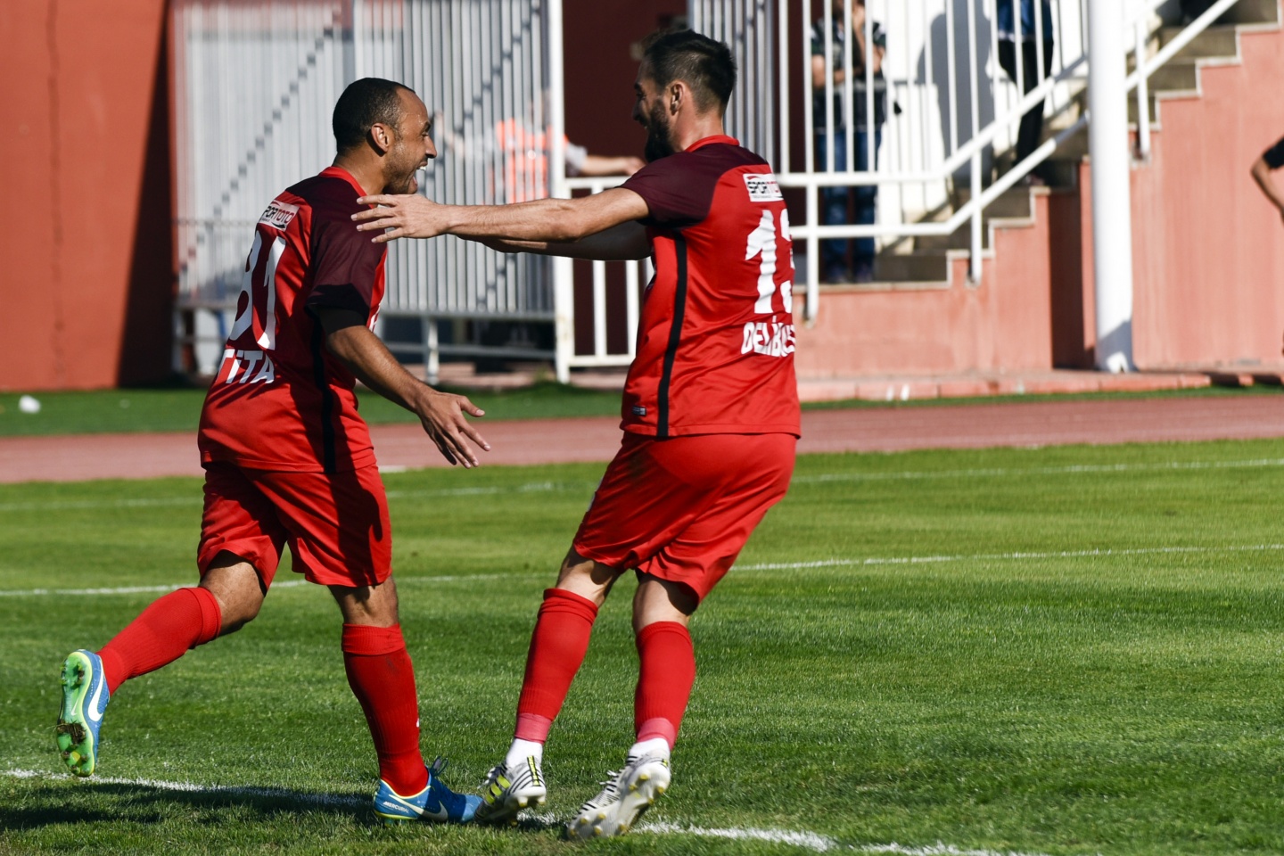 Gümüş’ün keyfi dört dörtlük 56