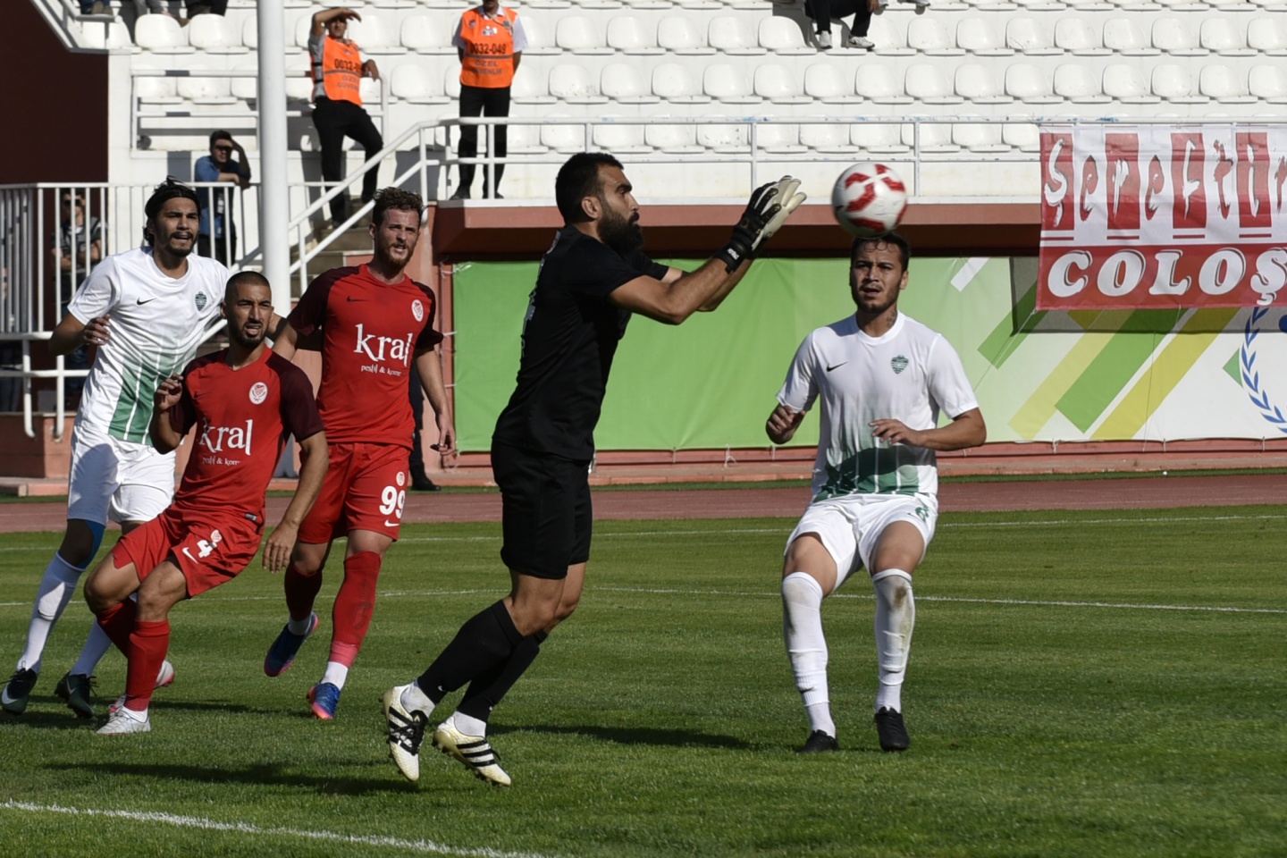 Gümüş’ün keyfi dört dörtlük 53