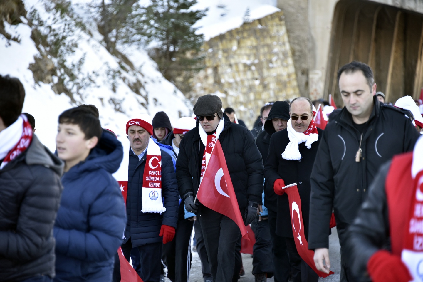 Gümüşhane, Zigana dağında eksi 4 derecede Sarıkamış şehitleri için yürüdü 20