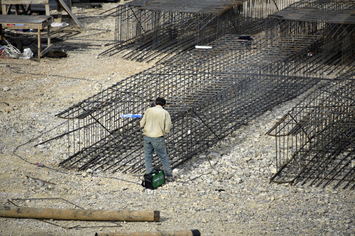 Yeni hastane için yerin 15 kat altına duvar yapılıyor 29