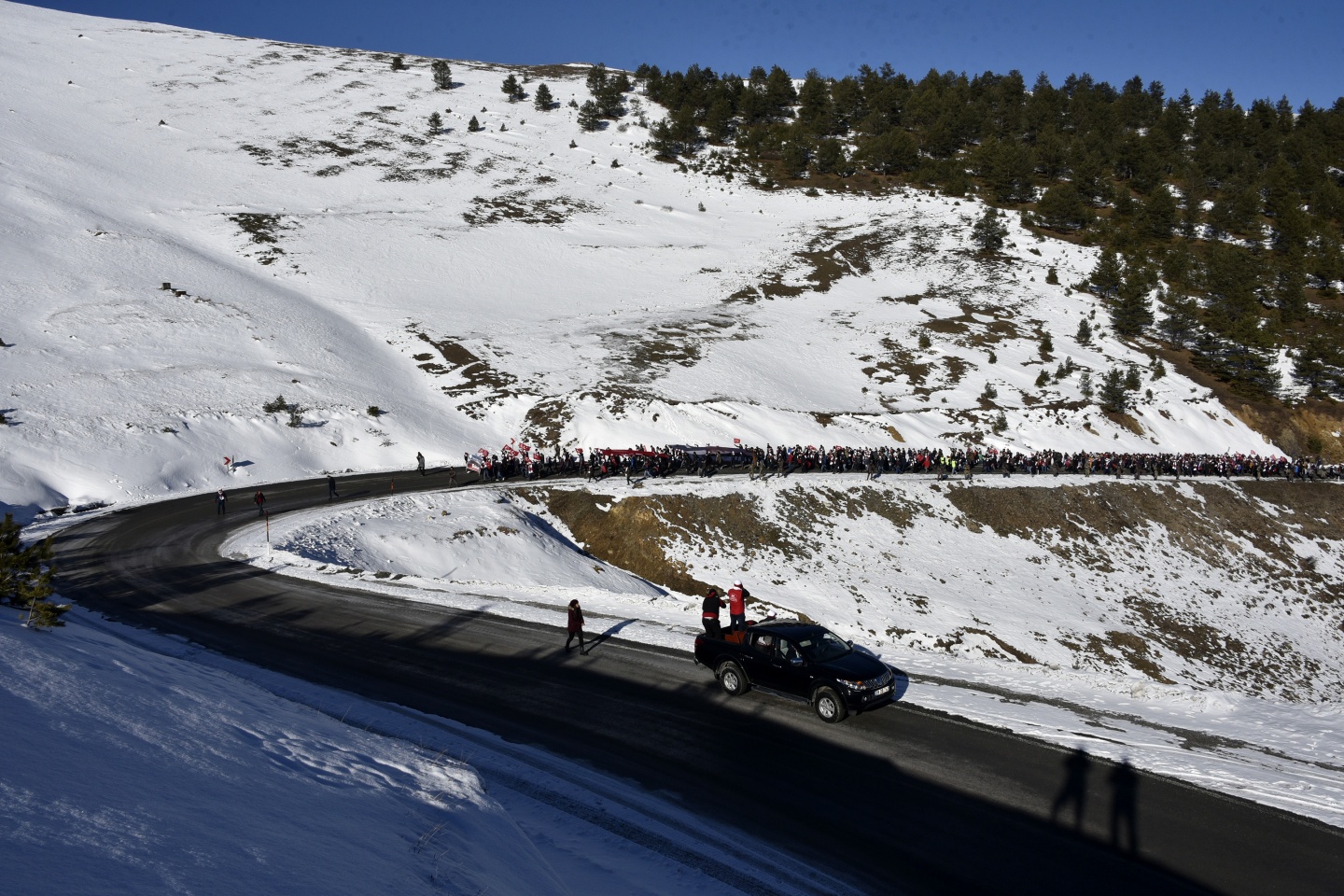 Gümüşhane, Zigana dağında eksi 4 derecede Sarıkamış şehitleri için yürüdü 31