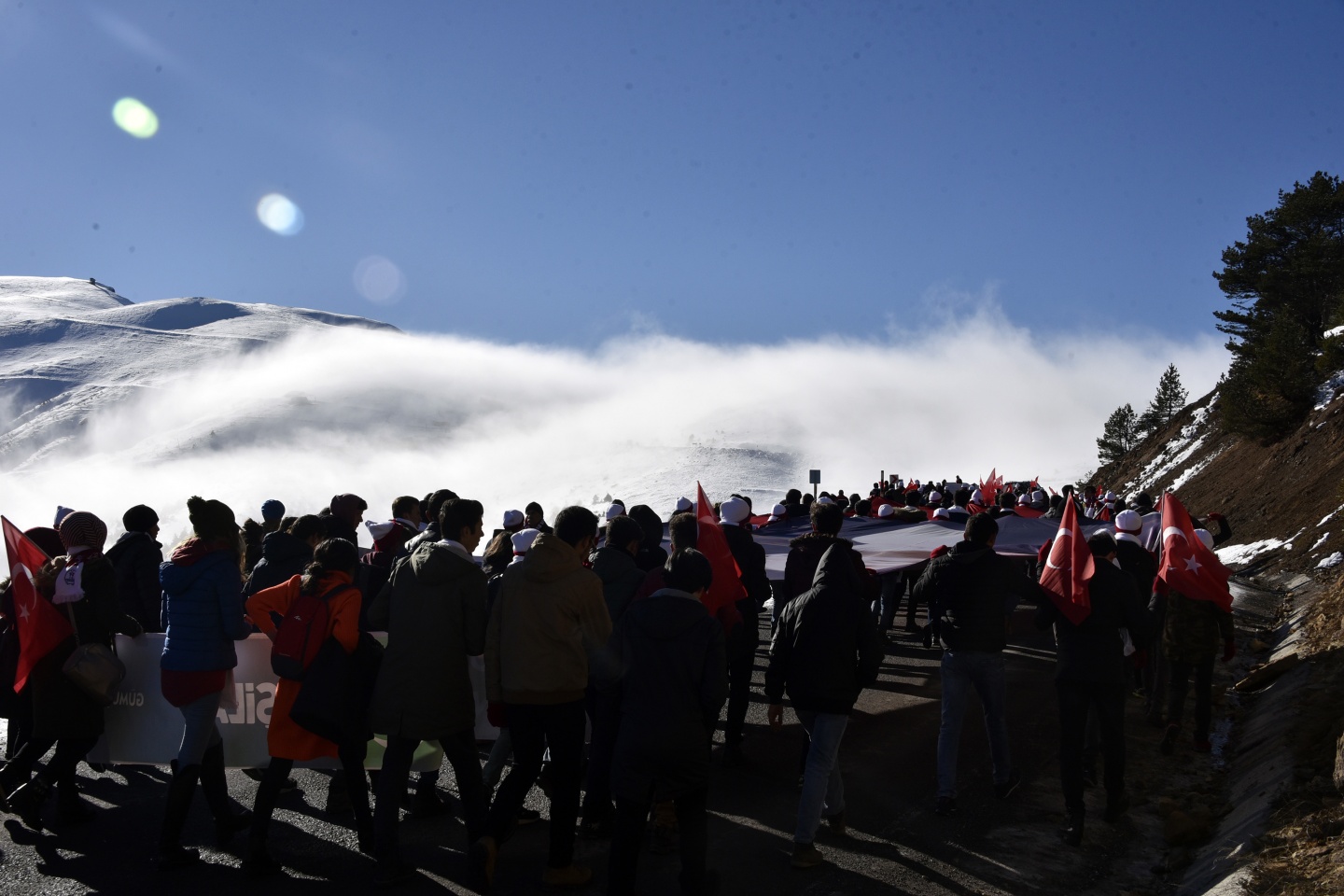Gümüşhane, Zigana dağında eksi 4 derecede Sarıkamış şehitleri için yürüdü 41
