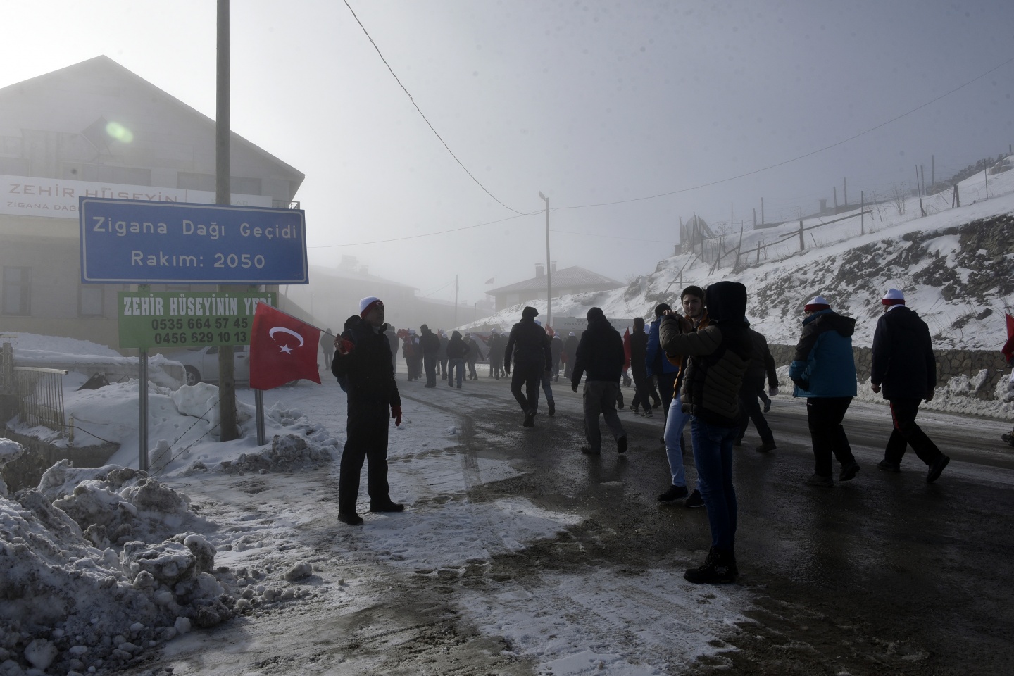Gümüşhane, Zigana dağında eksi 4 derecede Sarıkamış şehitleri için yürüdü 49