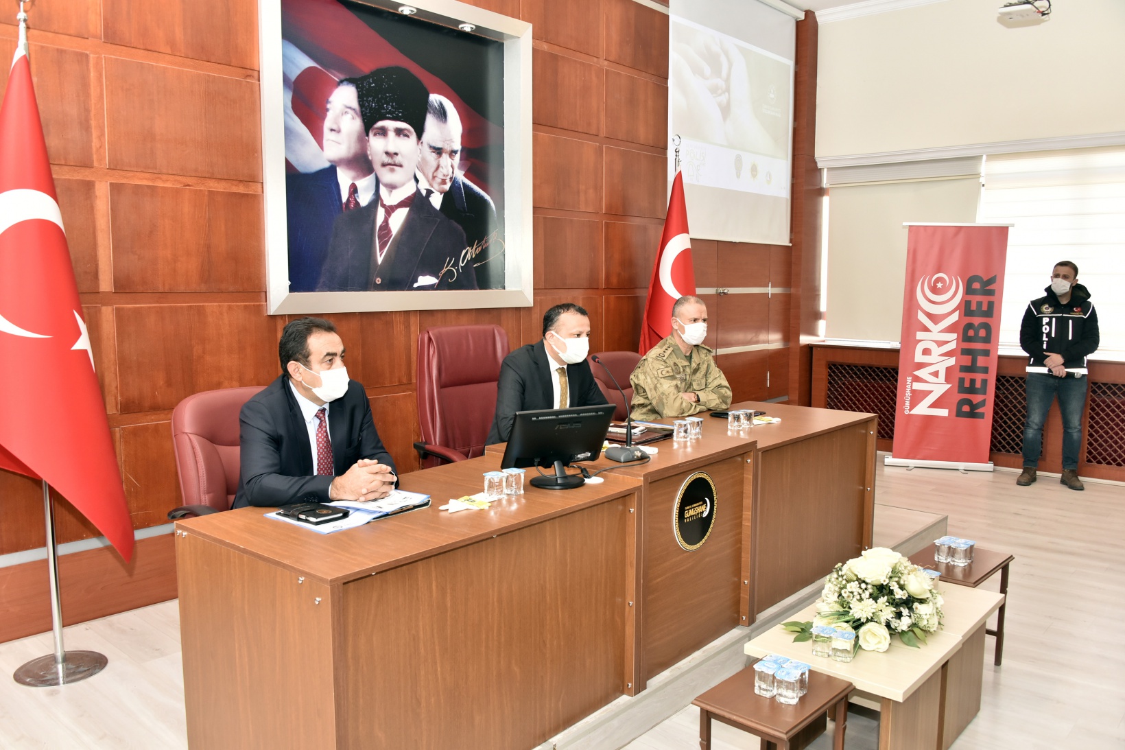 Gümüşhane’de ‘En iyi narkotik polisi: Anne’ kampanyası tanıtıldı 7