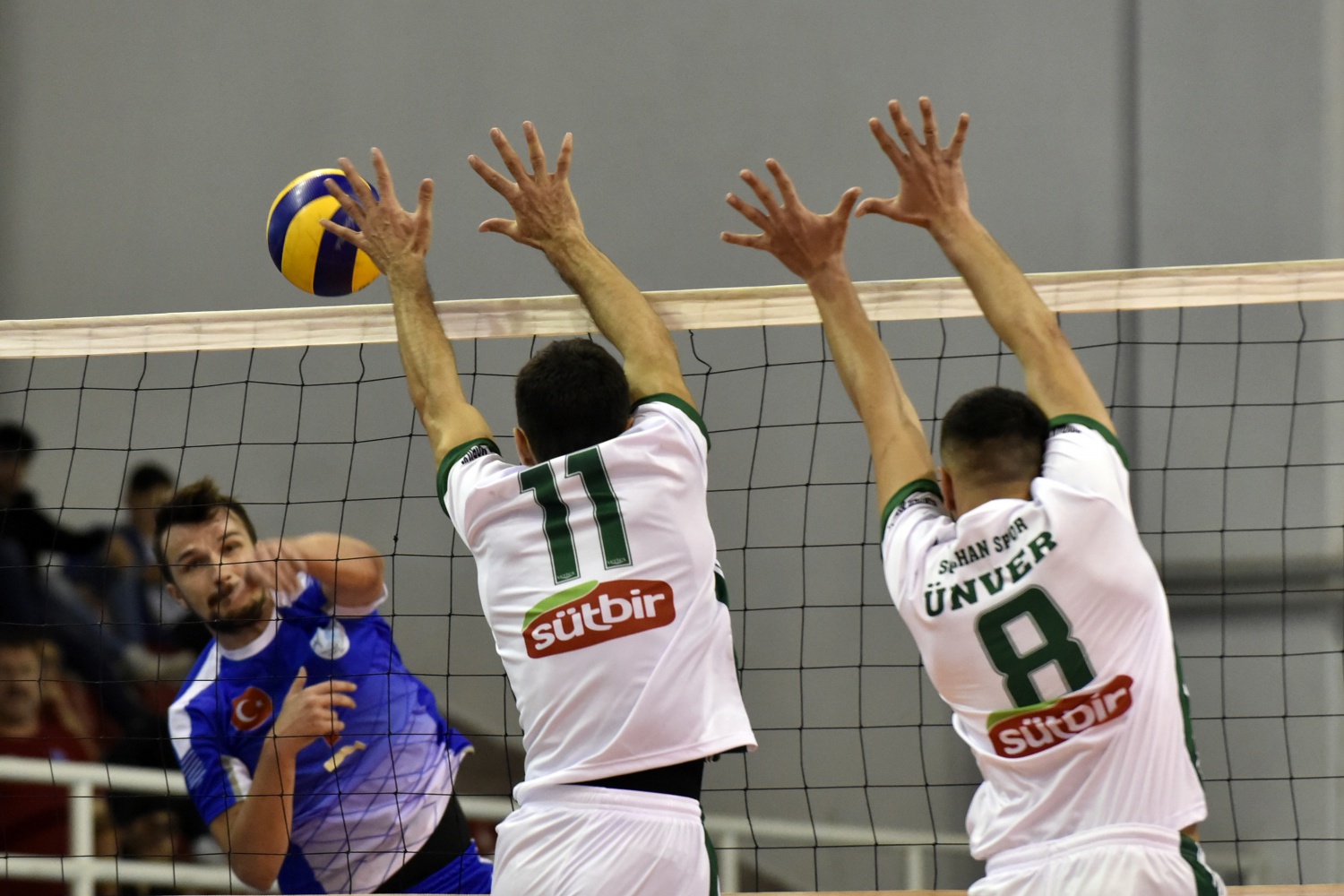 Torul Gençlik kötü başladı: 1-3 10