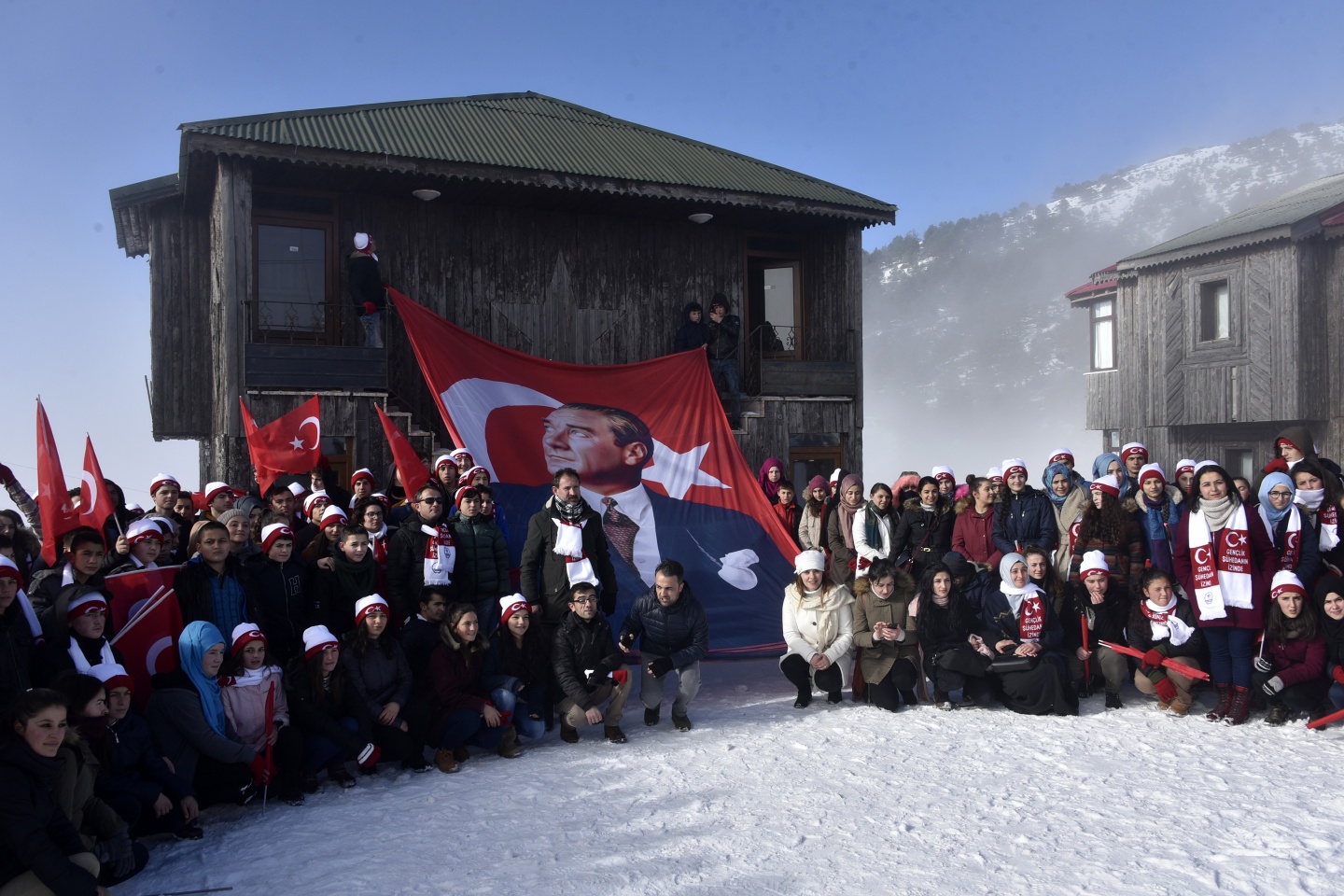 Gümüşhane, Zigana dağında eksi 4 derecede Sarıkamış şehitleri için yürüdü 51
