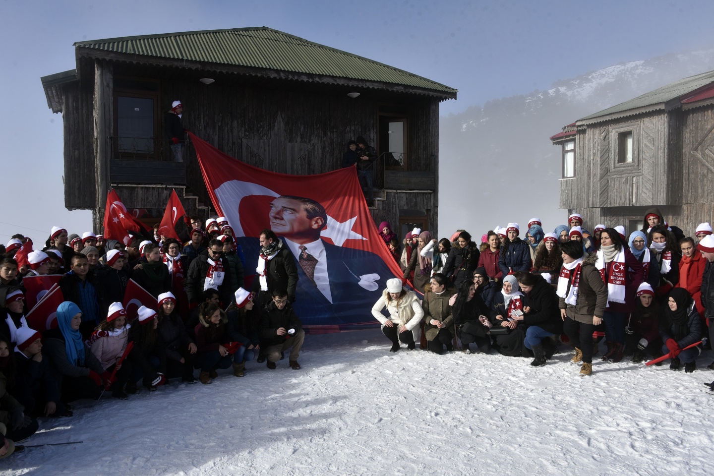 Gümüşhane, Zigana dağında eksi 4 derecede Sarıkamış şehitleri için yürüdü 57