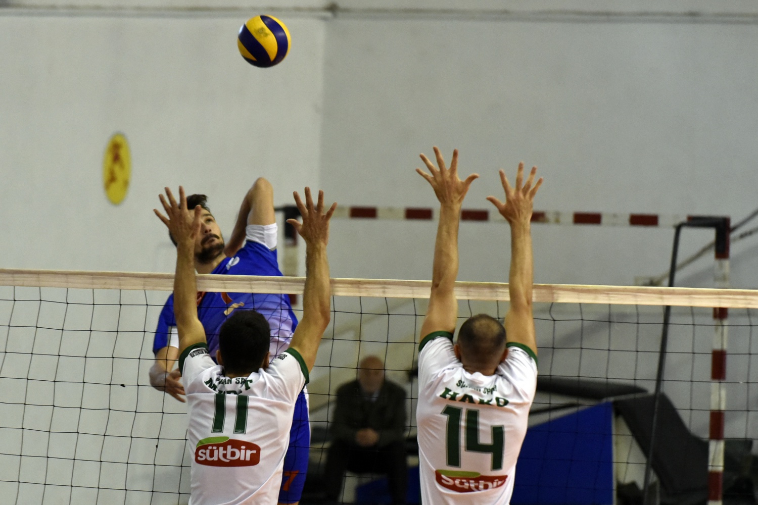 Torul Gençlik kötü başladı: 1-3 21