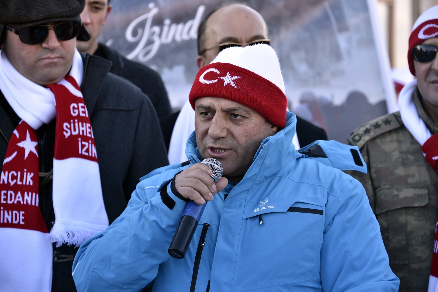 Gümüşhane, Zigana dağında eksi 4 derecede Sarıkamış şehitleri için yürüdü 61