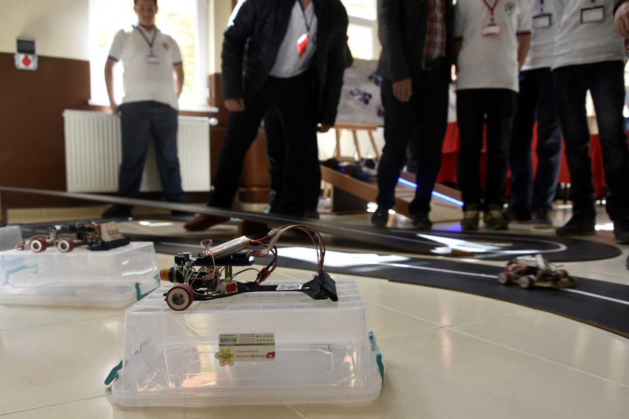 Genç bilim adamlarından TÜBİTAK bilim fuarı 1