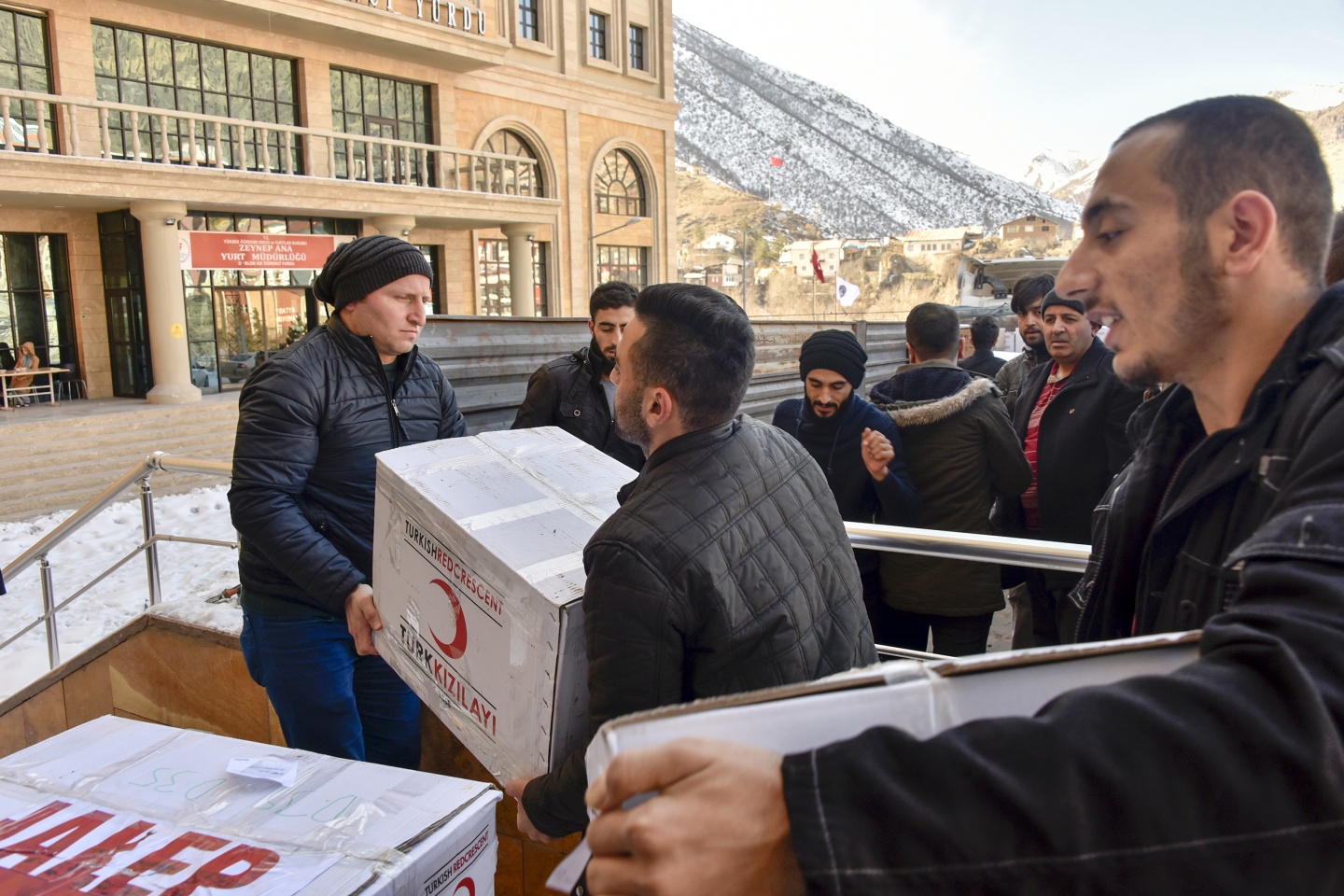 Gümüşhane’de KYK’lı öğrencilerden Halep’e büyük vefa 4