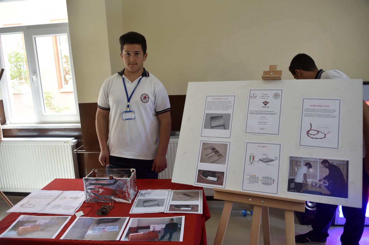 Genç bilim adamlarından TÜBİTAK bilim fuarı 3