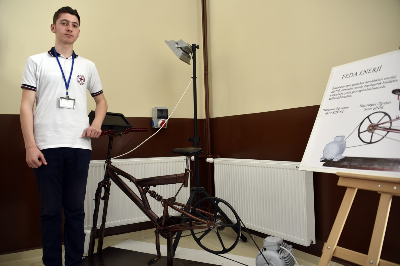 Genç bilim adamlarından TÜBİTAK bilim fuarı 4