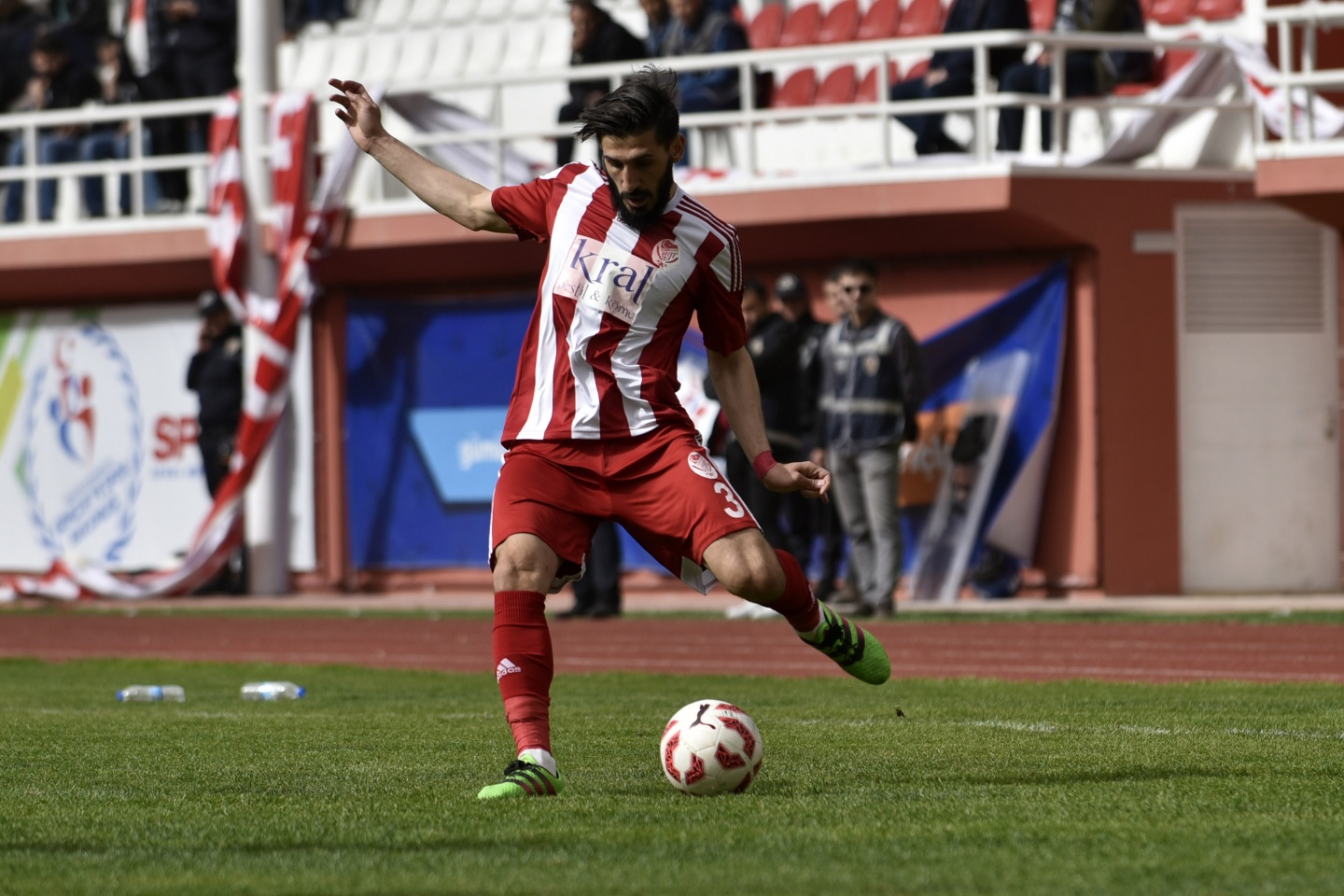 Gümüş'ten play-off rakiplerine gözdağı: 3-0 32