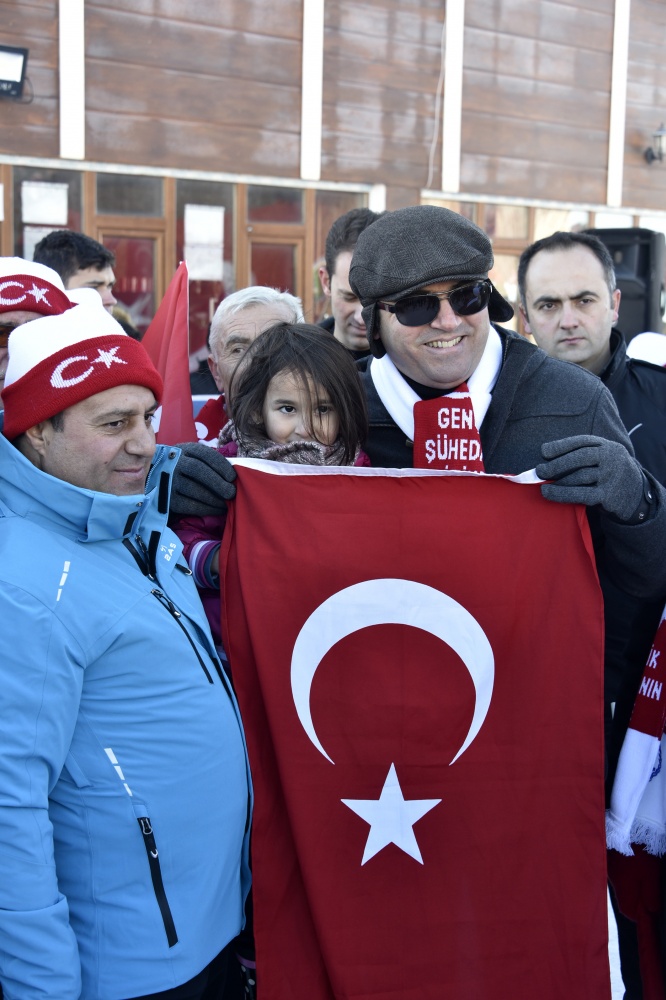 Gümüşhane, Zigana dağında eksi 4 derecede Sarıkamış şehitleri için yürüdü 80