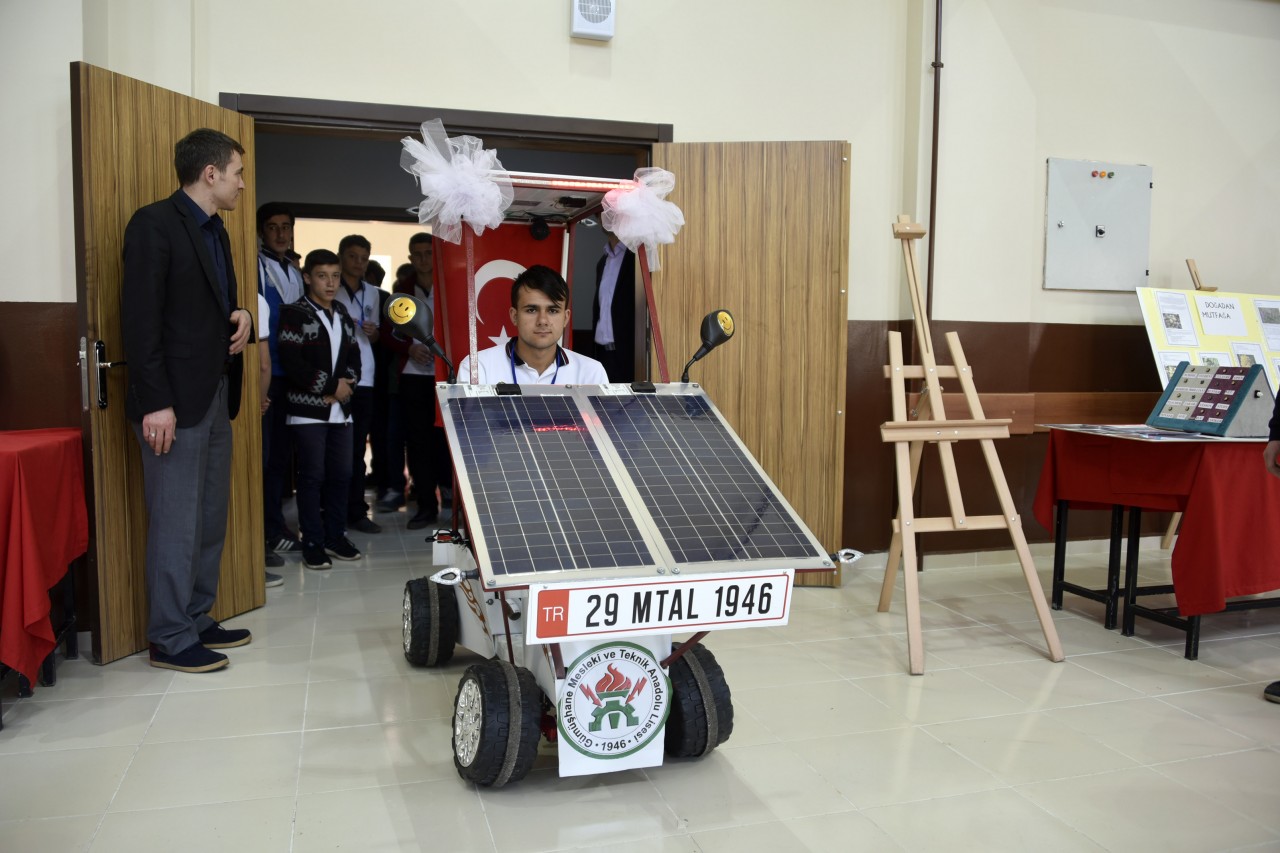 Genç bilim adamlarından TÜBİTAK bilim fuarı 20