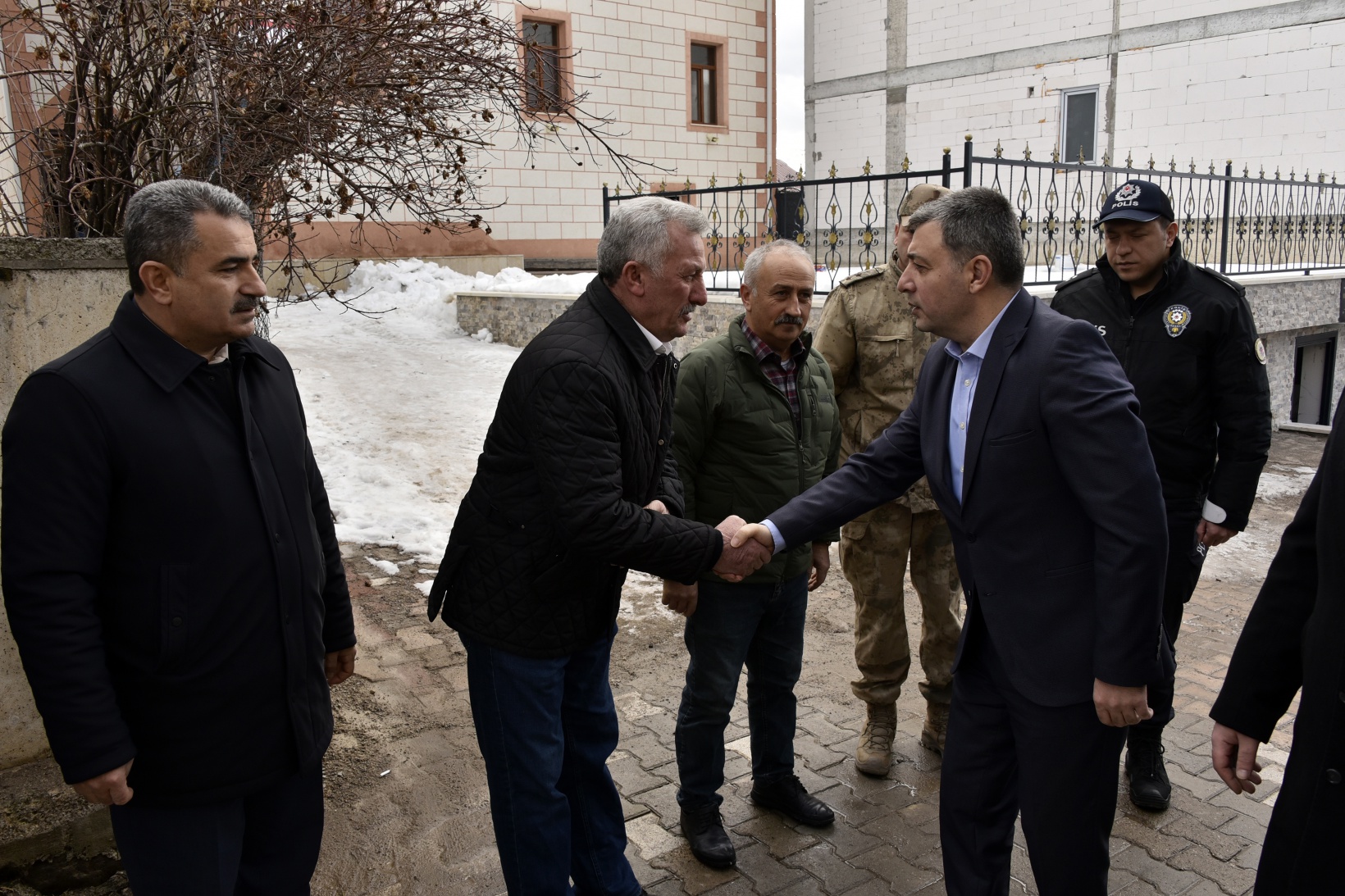 Vali Tanrısever köy ziyaretlerine Şiran'la devam etti 25