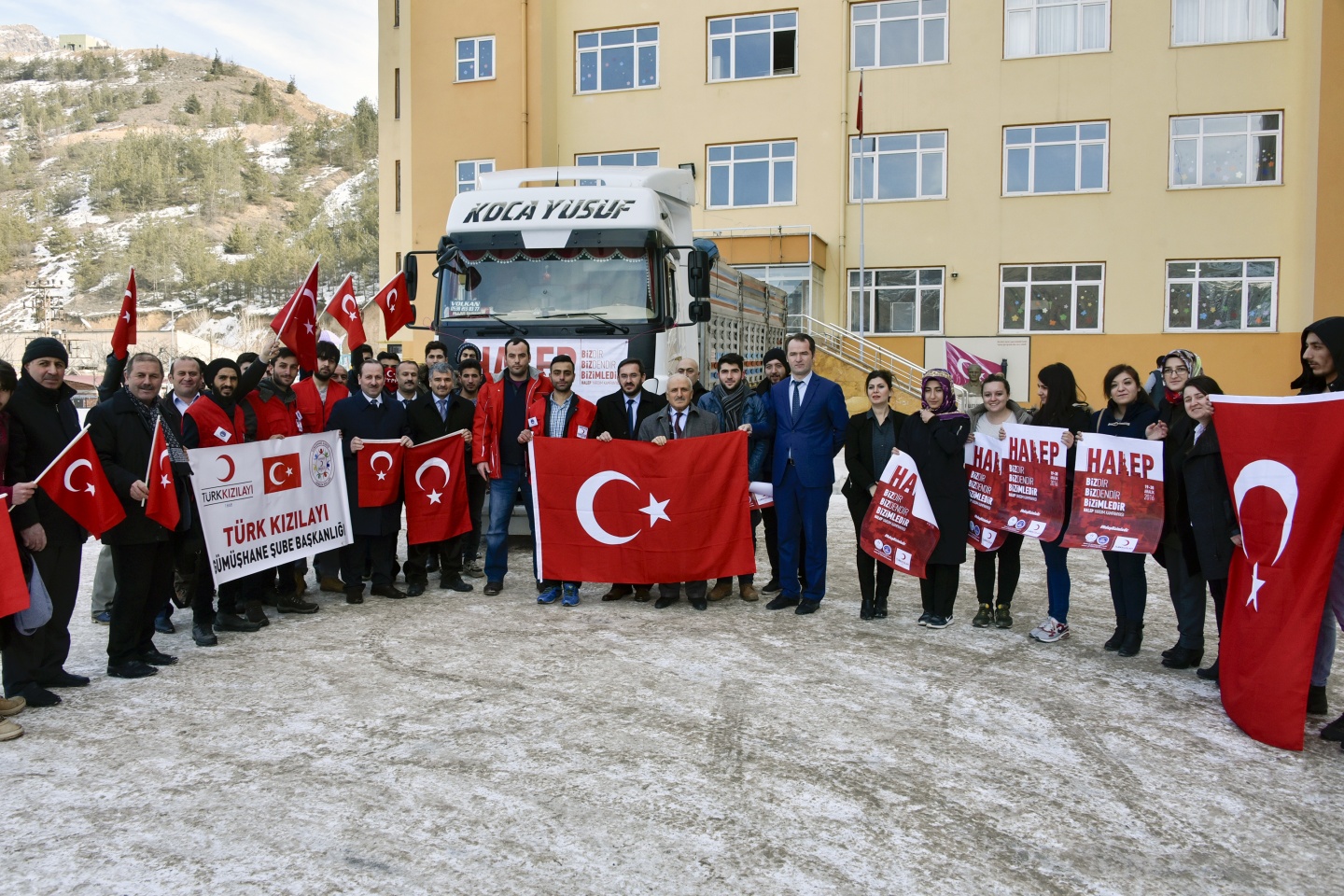 Gümüşhane’de KYK’lı öğrencilerden Halep’e büyük vefa 12