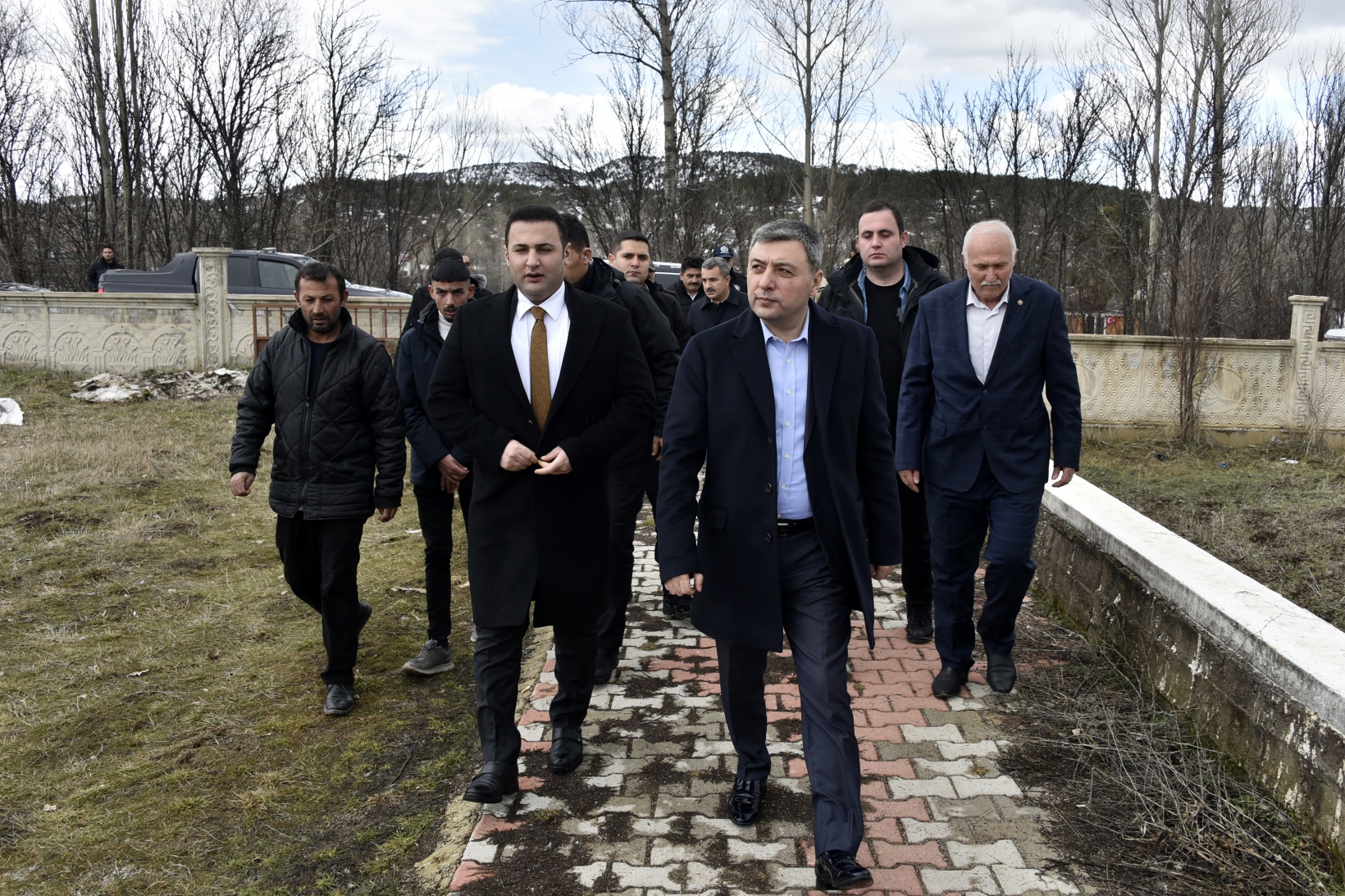 Vali Tanrısever köy ziyaretlerine Şiran'la devam etti 43