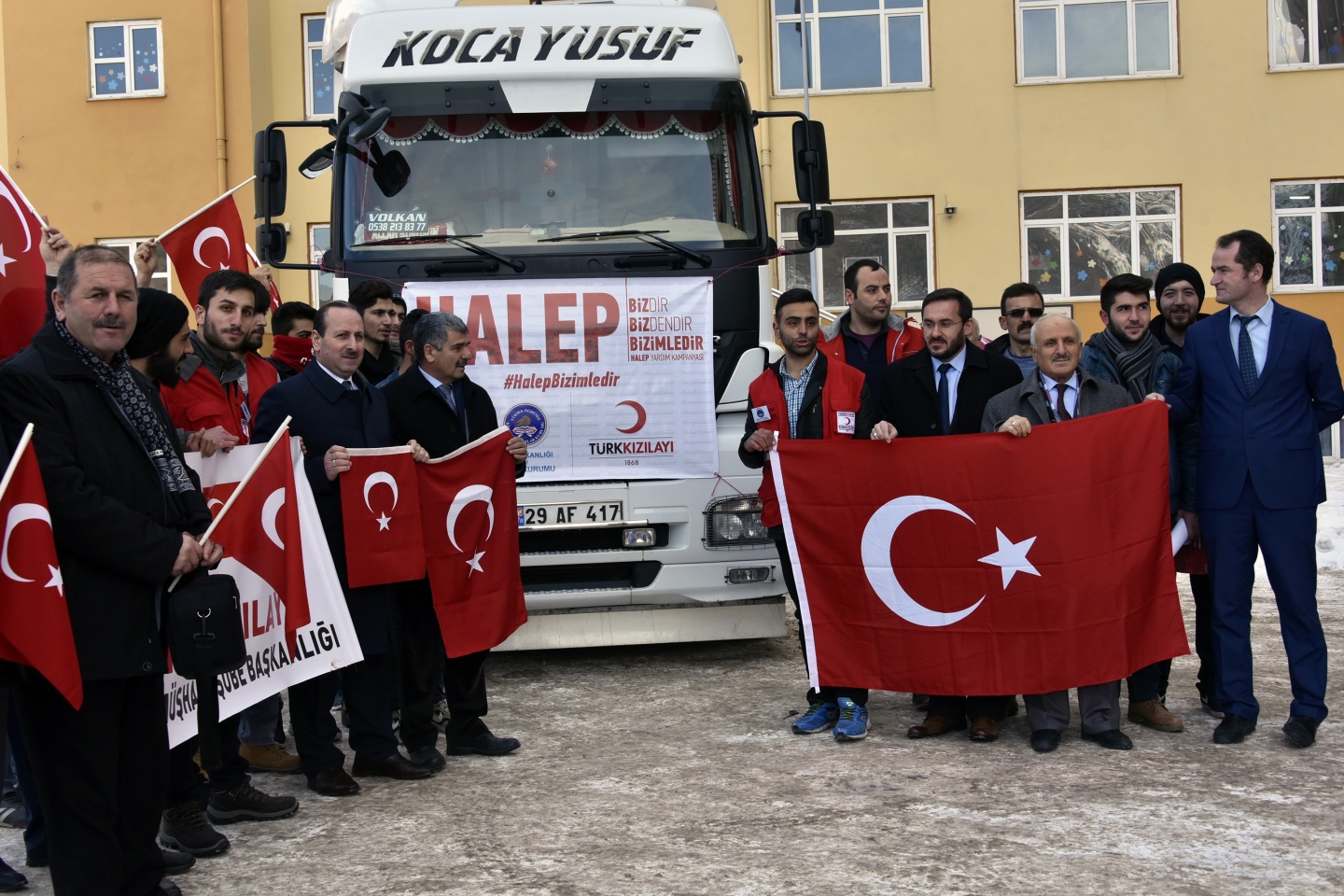Gümüşhane’de KYK’lı öğrencilerden Halep’e büyük vefa 7