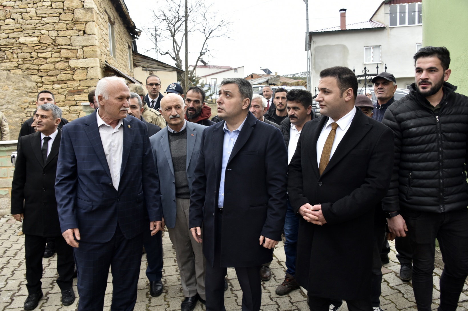 Vali Tanrısever köy ziyaretlerine Şiran'la devam etti 13