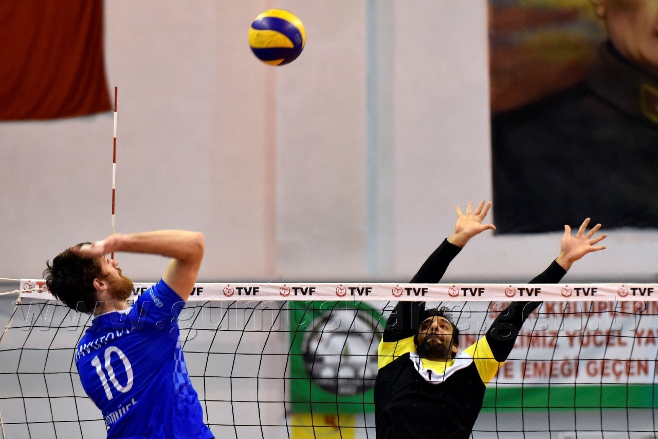 Torul fırtına gibi esiyor: 3-0 6