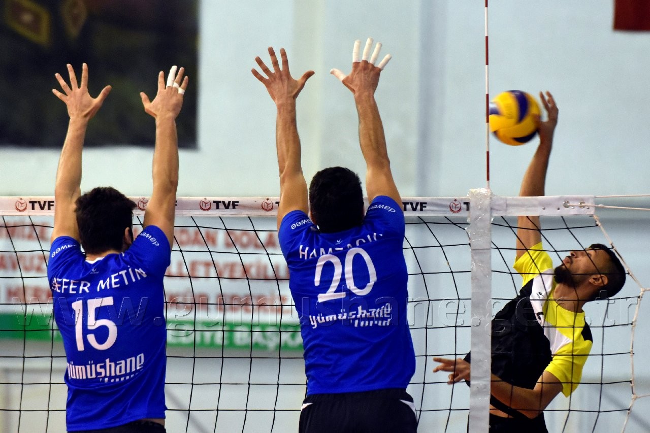 Torul fırtına gibi esiyor: 3-0 8