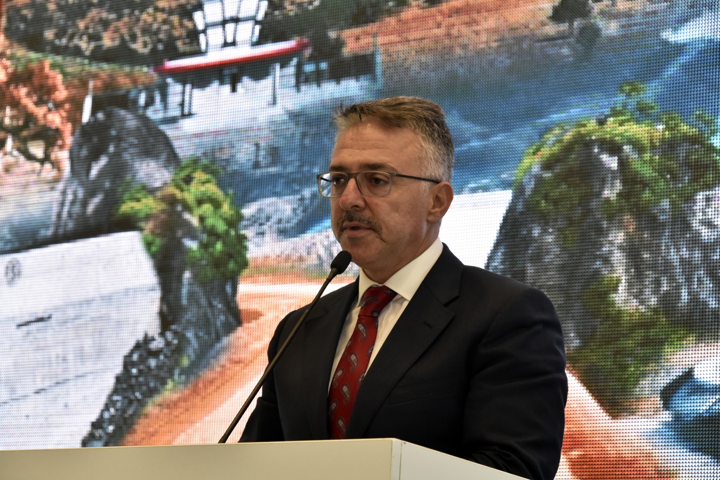 Bakan Eroğlu Gümüşhane’de 182 milyon TL’lik tesislerin temelini attı 10