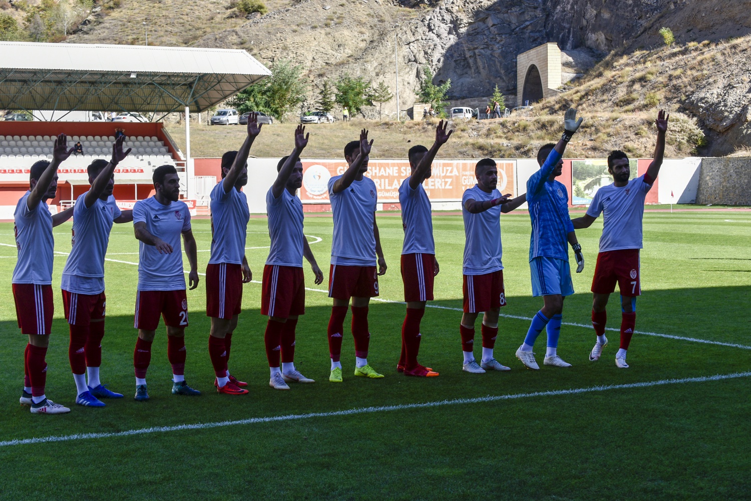 Gümüş son dakikada yıkıldı: 0-1 7