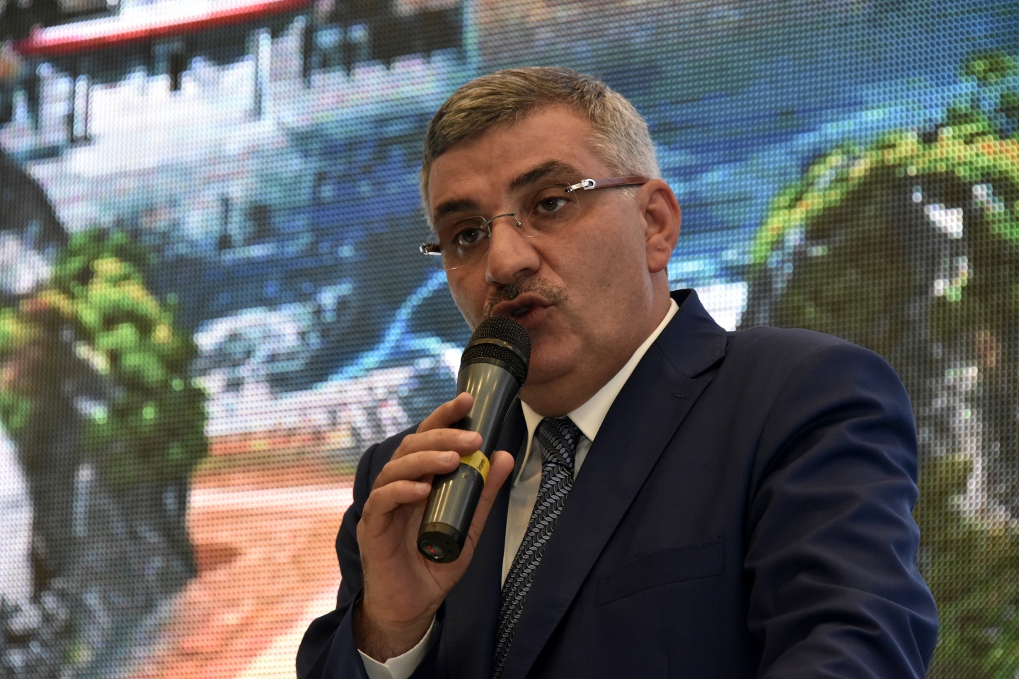 Bakan Eroğlu Gümüşhane’de 182 milyon TL’lik tesislerin temelini attı 8