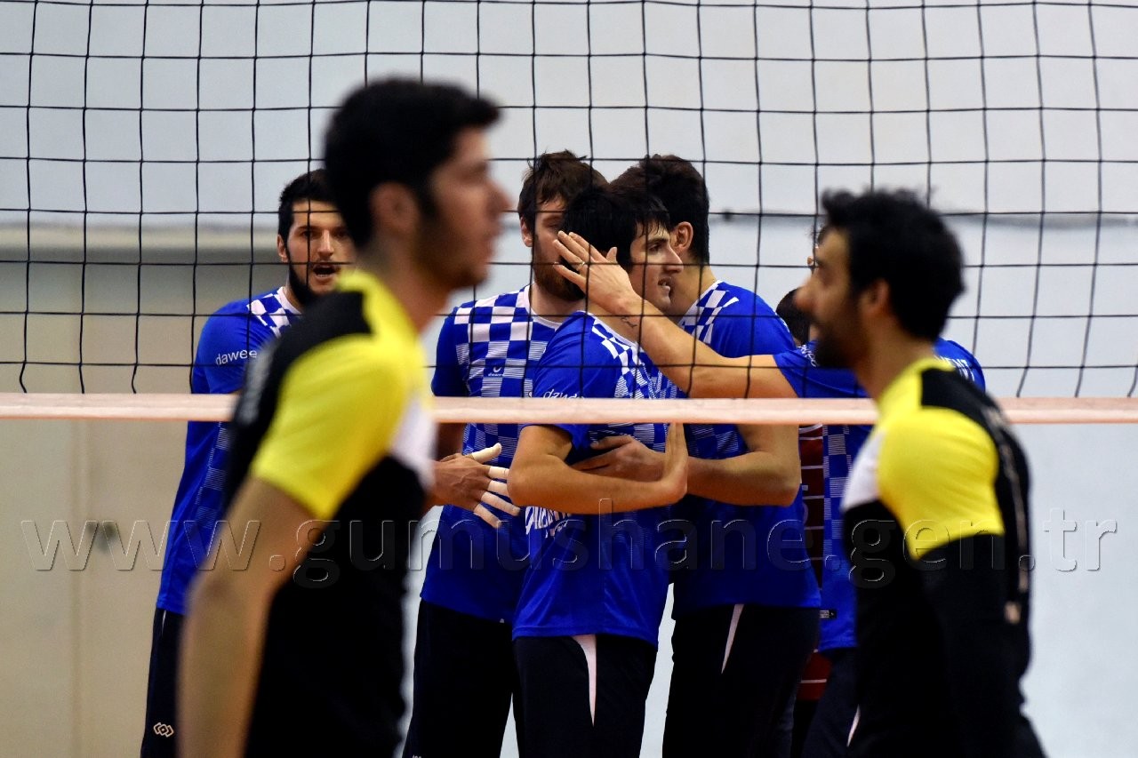 Torul fırtına gibi esiyor: 3-0 13