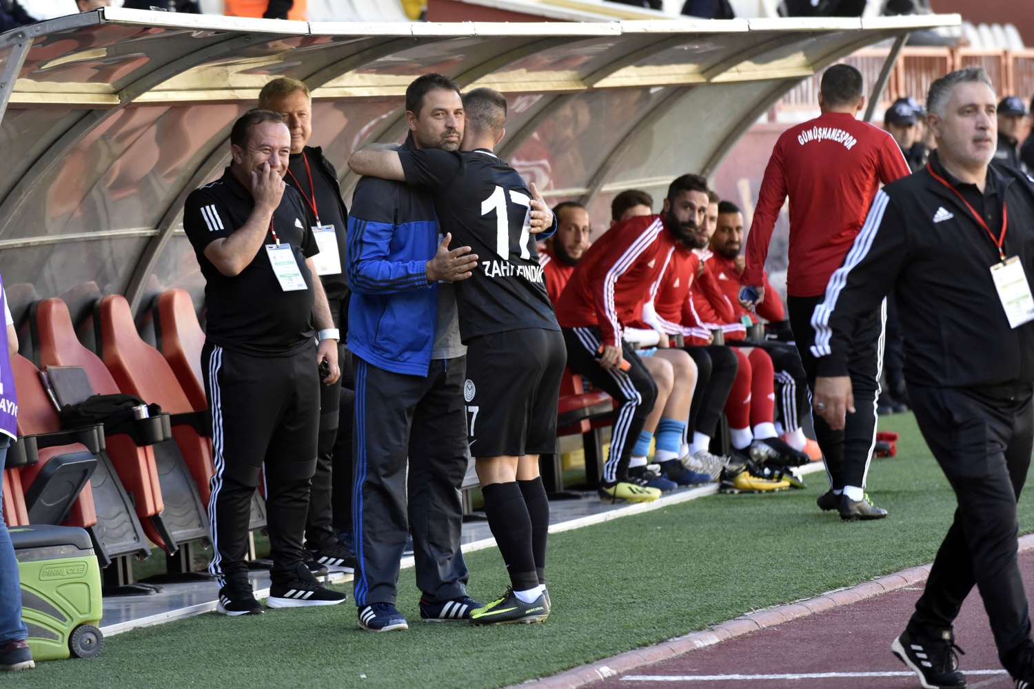 Gümüş son dakikada yıkıldı: 0-1 15