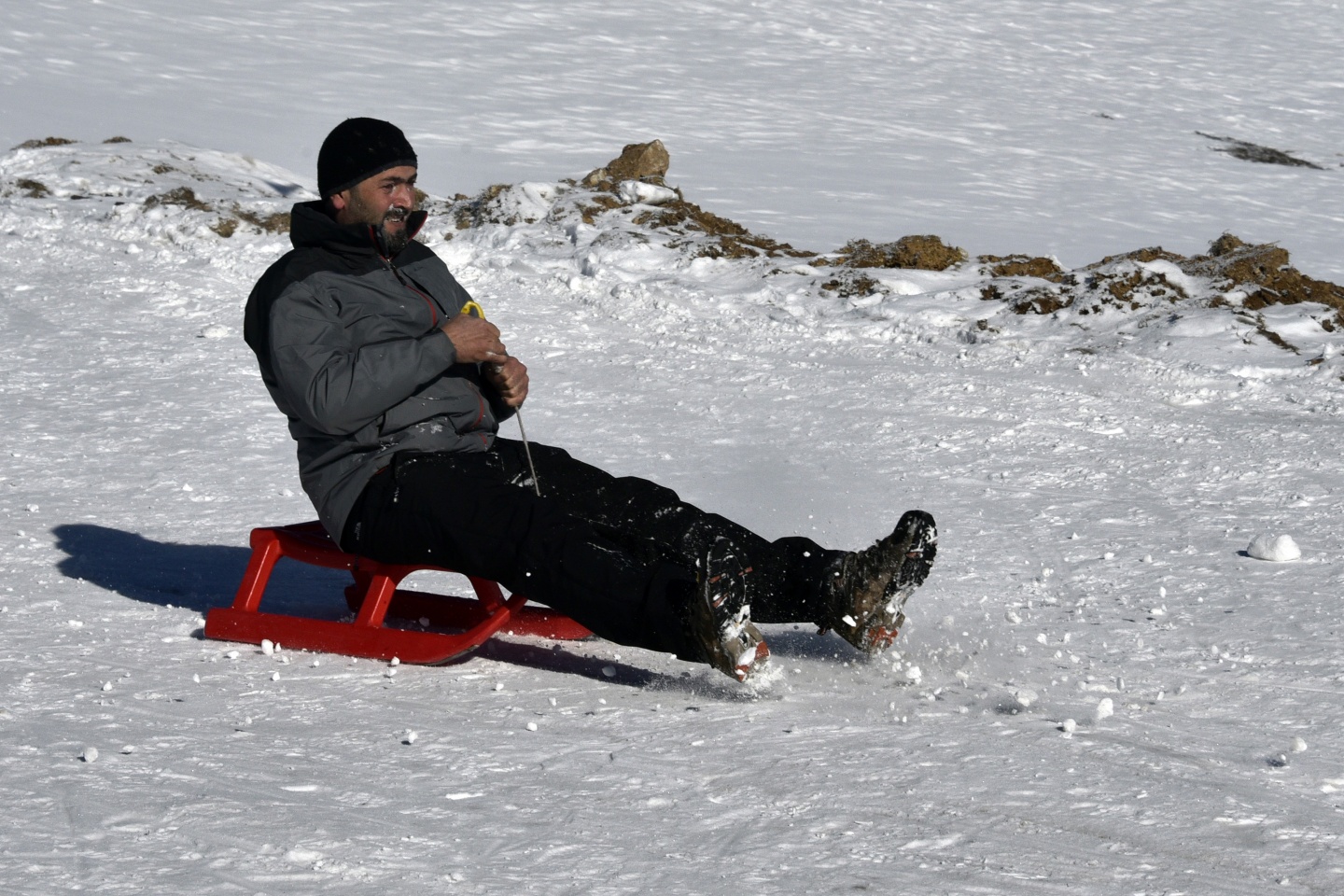 Zigana’da kızak keyfine Gümüşhane protokolü de ortak oldu 15
