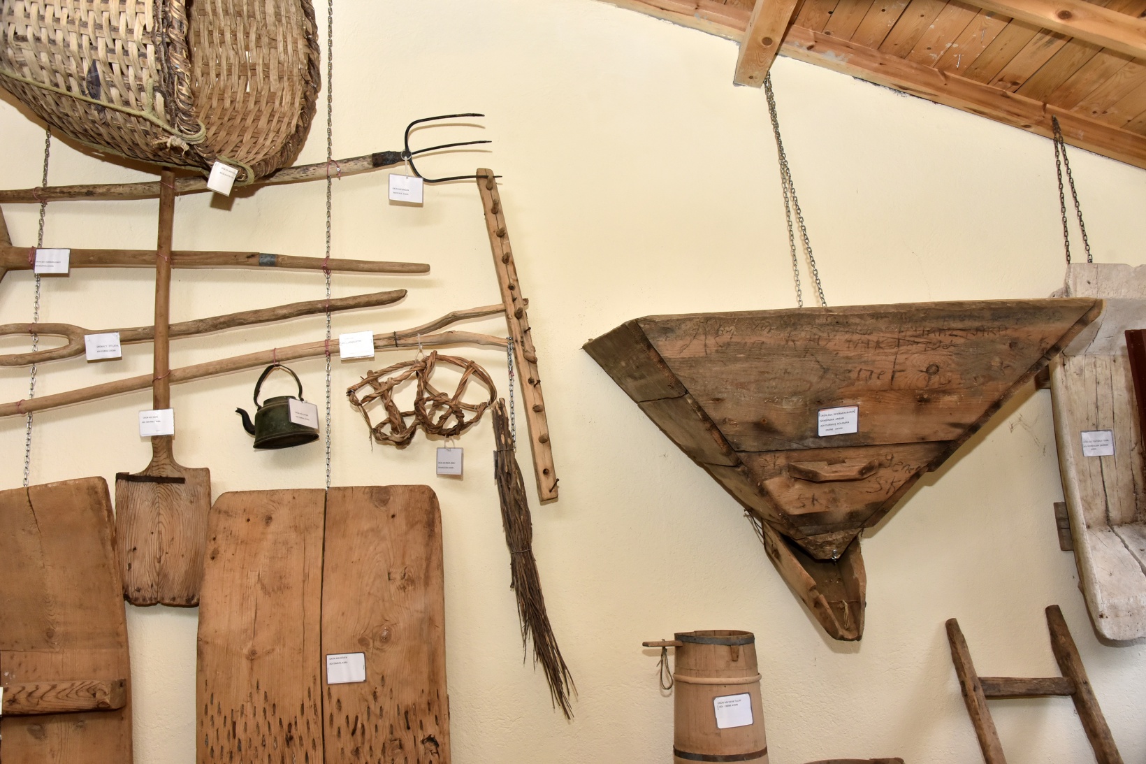 Vali Tanrısever köy ziyaretlerine Şiran'la devam etti 51